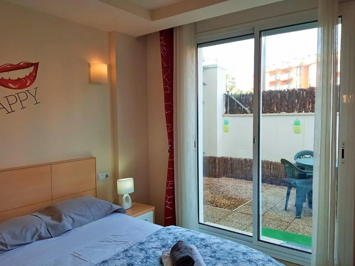 Apartamento Naiss Garden Family Lloret de Mar 0*,  Spain