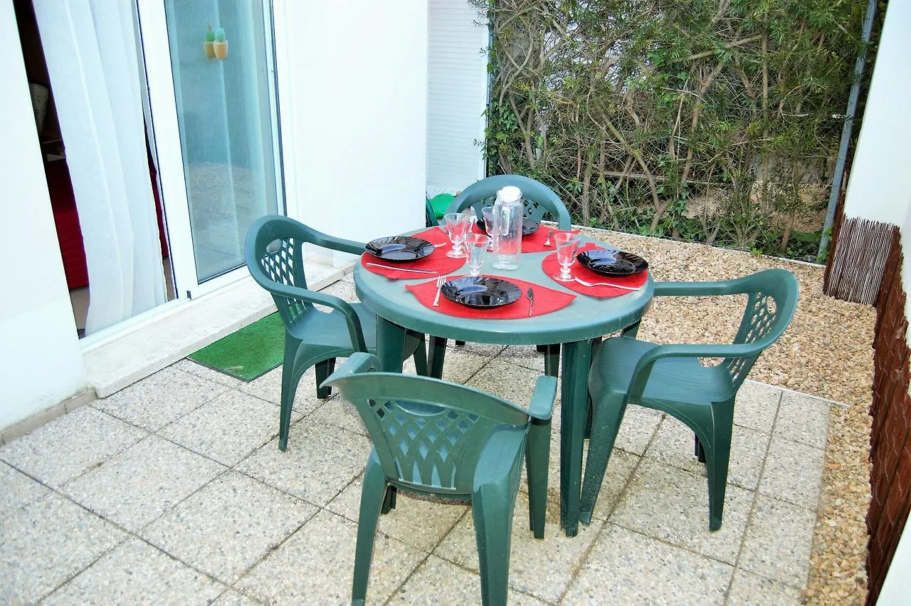 Apartment Apartamento Naiss Garden Family Lloret de Mar Spain